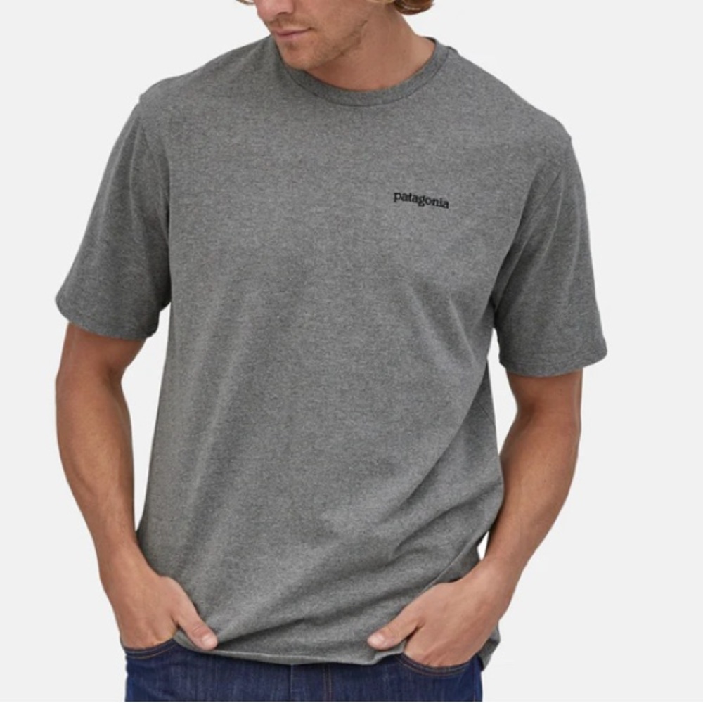 Patagonia M’s P-6 Logo Responsibiliti-Tee. Size: Medium, Color: Gravel Heather